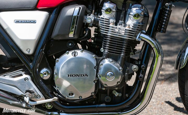 17 Honda Cb1100ex Review Motorcycle Com