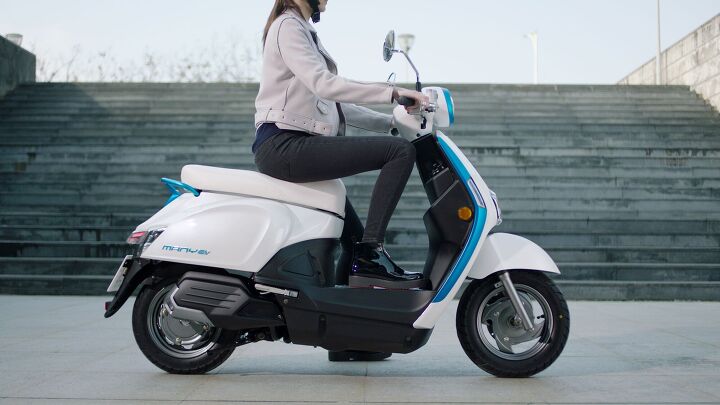 Kymco Ionex electric scooter and battery | Visordown