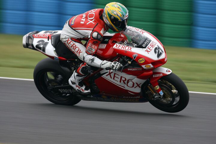 Troy Bayliss Ducati 999R
