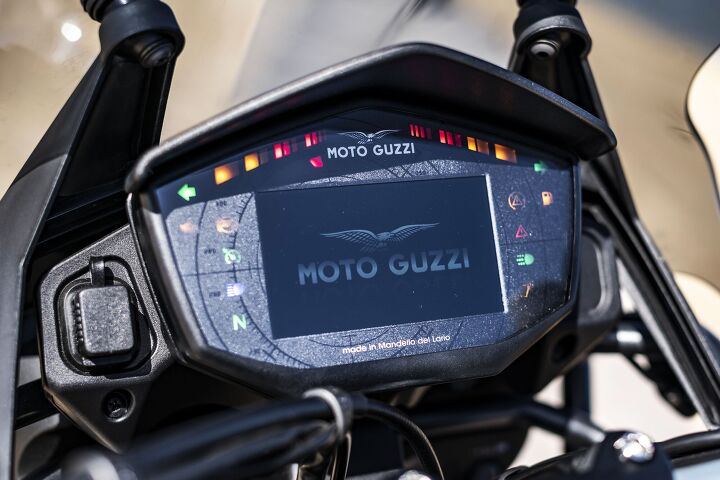 2020 Moto Guzzi V85 TT