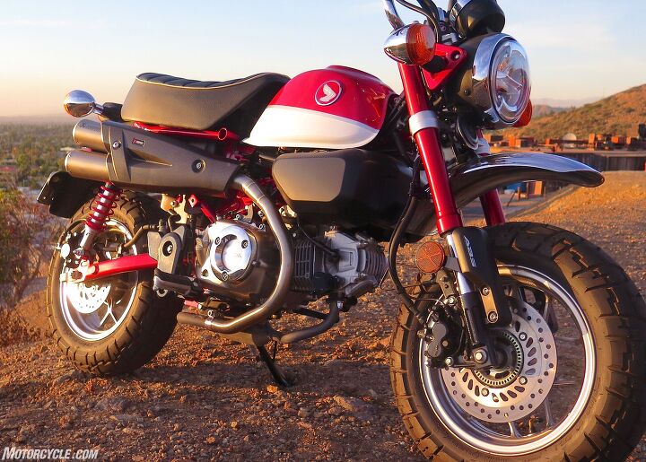 102519-akrapovic-exhaust-honda-monkey-IMG_0374 - Motorcycle.com