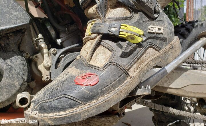 Complex lamp Opera MO Tested: Sidi Crossfire 3 Review