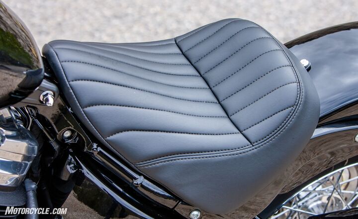 2020 Harley-Davidson Softail Standard seat