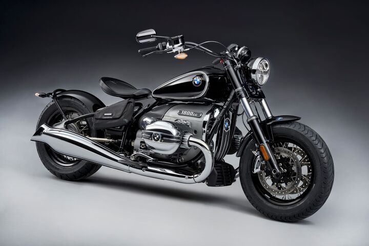 040320 2022 BMW R18 B 003 003 Motorcycle com