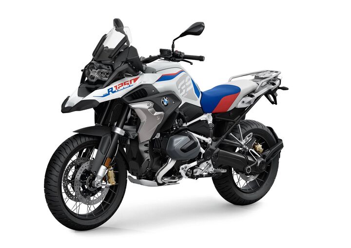100120-2021-bmw-r1250gs-adventure-P90401161 - Motorcycle.com