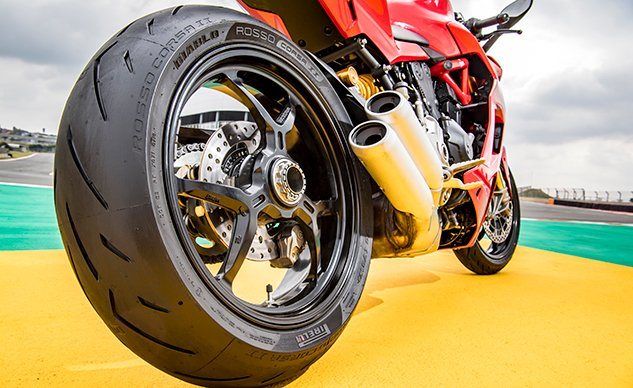 041619-Best-Sportbike-tires-f-633x388.jp