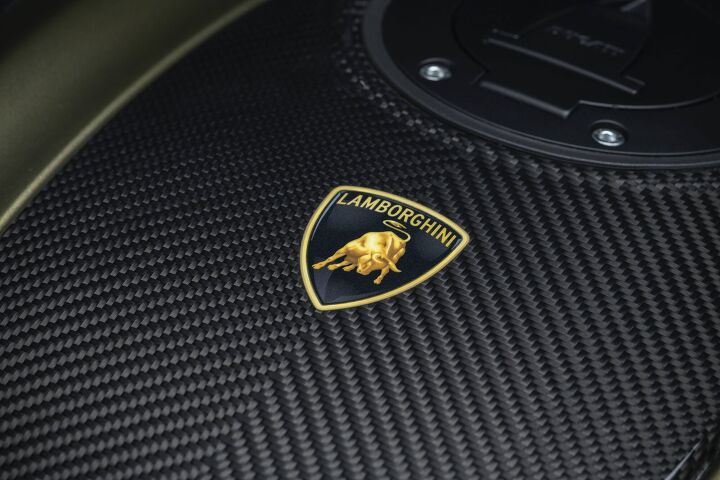 New 2021 Ducati Diavel 1260 Lamborghini fuel tank logo