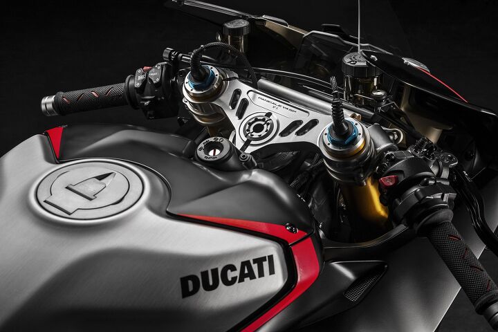 DUCATI_PANIGALE_V4_SP-_17__UC211452_High