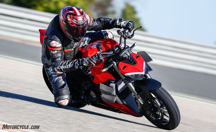 2022 Ducati Streetfighter V2 Review