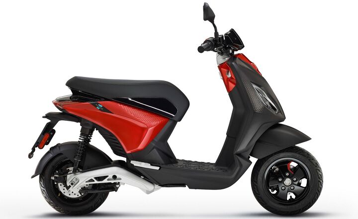 2023 1 E-Scooter Range First Look - Motorcycle.com