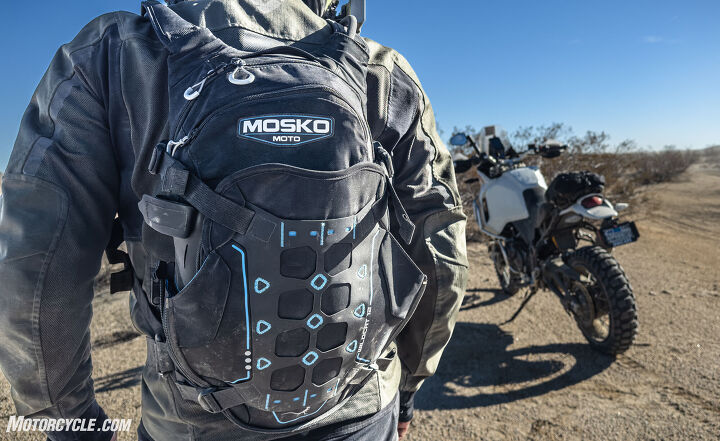 Mosko Moto Wildcat 12L Backpack With Chest Rig