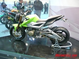 Benelli’s industrial-design-looking Due, powered by a 750cc parallel-Twin engine, is set to enter production. Might be good competition with Aprilia’s Shiver, doncha think? 