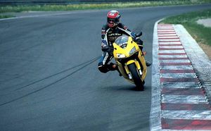 MO, streaking behind the pack with our CBR600RR coverage...