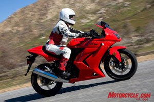 The updated and overhauled Ninja 250R looks every bit the part of the bigger Ninjas.