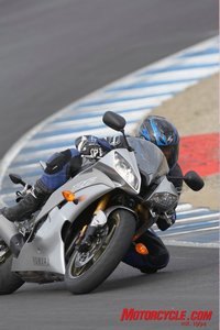 Yamaha made subtle changes to the rigidity of the R6’s frame for an intended improvement in front-end feel. They worked. 