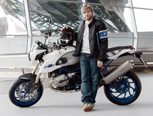 Swiss motorists will soon become familiar with the sight of F1 racer Nick Heidfeld riding a BMW HP2 Megamoto.