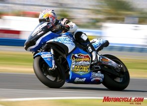 Bruce Rossmeyer�s Daytona Racing team brought their Buell 1125R in the Daytona 300. The Moto-ST series is the only place where the new liquid-cooled Buell is sanctioned to compete.